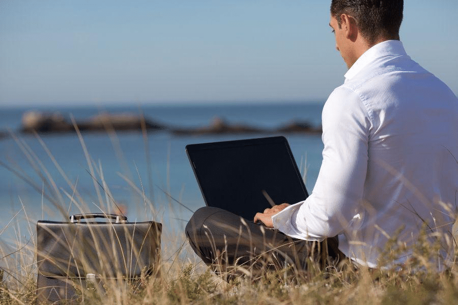 major trends to follow in the legaltech, man working on the beach